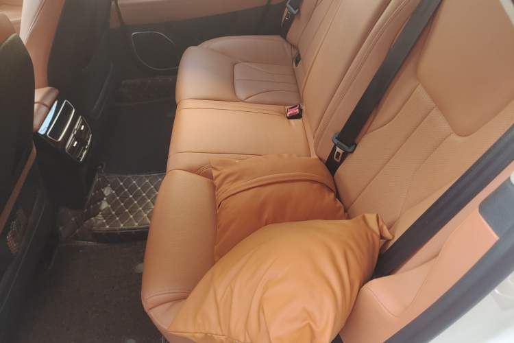 Used Geely Auto Emgrand GT 2016 1.8T Zunya Model