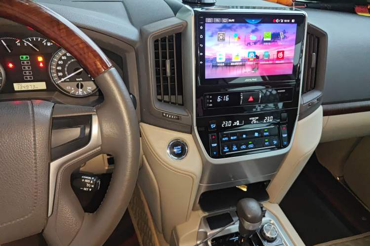 Used Toyota Land Cruiser 