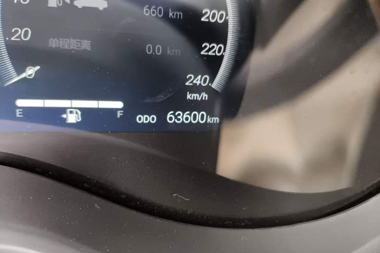 Used Toyota Granvia 2024 2.5L Hybrid Prestige PLUS Four-Wheel Drive Version Odometer Close Up