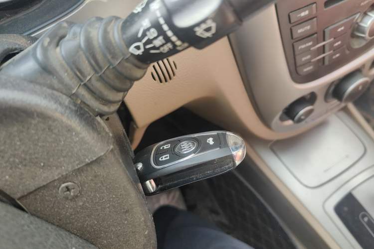 Used Buick Excelle 2013 1.5L Automatic Classic Model