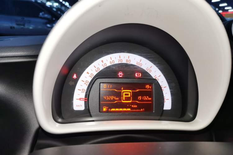 Used smart fortwo 2018 1.0L 52kW Hardtop Dynamic Version China V