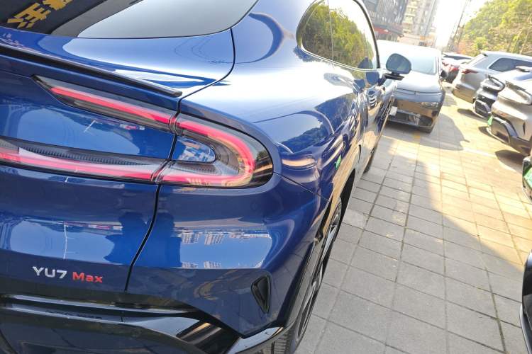 Used Xiaomi Auto YU7 2025 Ultra-Long Range High-Performance All-Wheel-Drive Max Edition