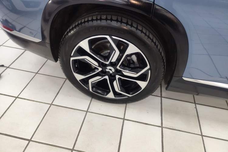 Used Nio ES8 2020 415 km Range 7-Seater Version