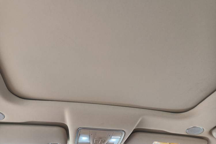 Used Landian E5 PLUS 2026 Model 165km Long-Range First-Adoption Version Ultra 7-seater
