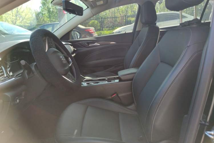 Used Buick Regal 2024 25T Deluxe Edition