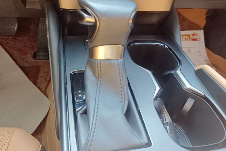 Used Lexus ES 2022 200 Excellence Edition
