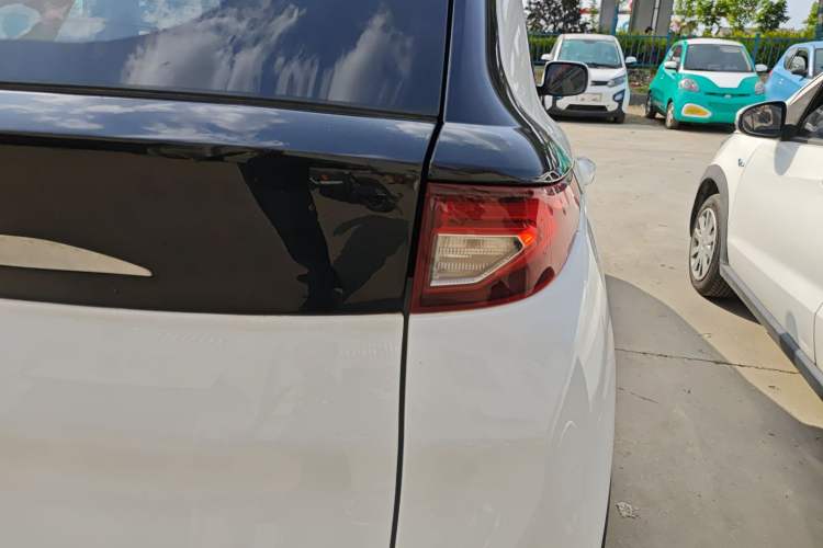 Used Dayun Yuehu 2022 30.66 kWh Two-Wheel Drive Standard Version Right Rear Taillight