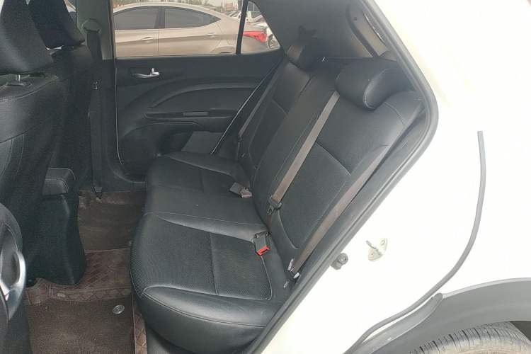 Used Kia kx1 Stonic 2019 1.4L Automatic Fun Edition China VI Left Rear Seat