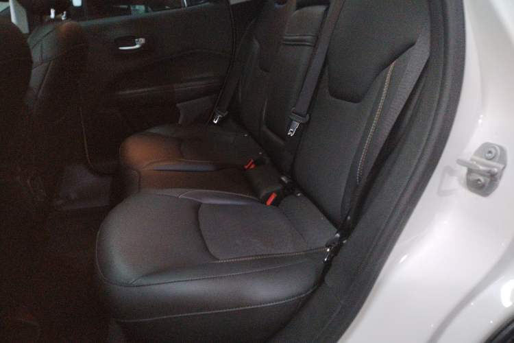 Used Jeep Compass 2020 220T Automatic Leading Edition