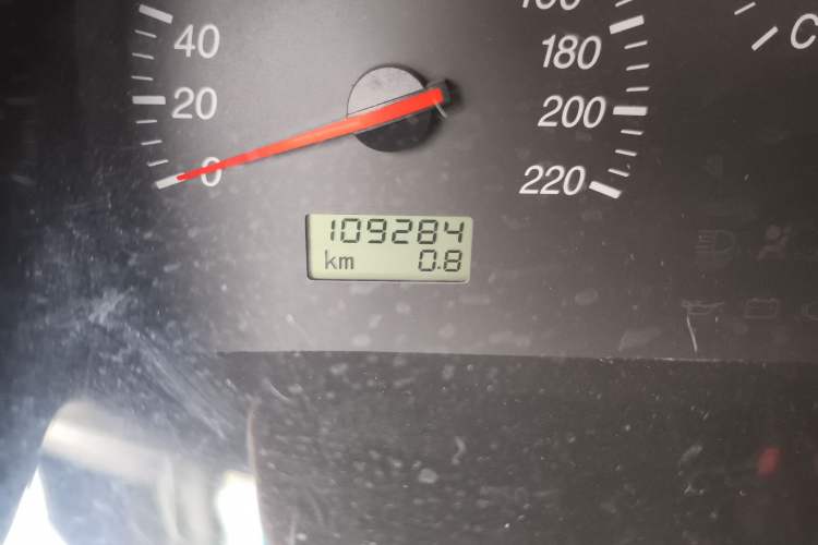 Used Jinbei Grace 2010 2.0L Ruixiang Luxury Version (Short Wheelbase) 1TR