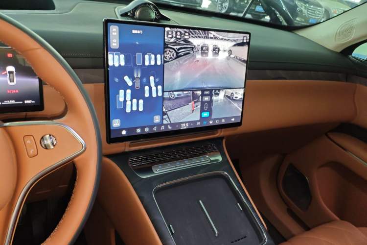 Used VOYAH Titan 2026 Model Max+ Audio And AC Panel