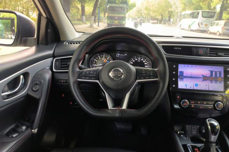 Used Nissan Qashqai 2022 2.0L CVT XV Premier Luxury Edition Steering Wheel