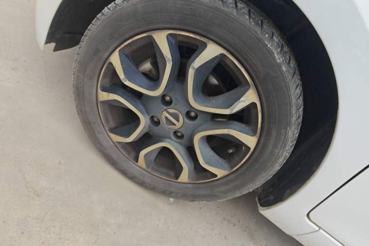 Used JMEV Ezi EV3 2021 Xiaolaidi Yuerun Model Exterior 4