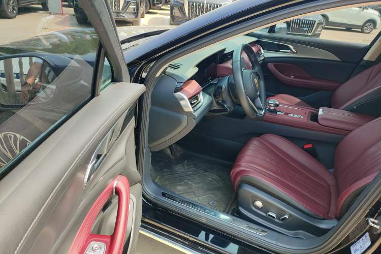 Used Hongqi H5 2024 2.0T Automatic Smart Connect Flagship Edition