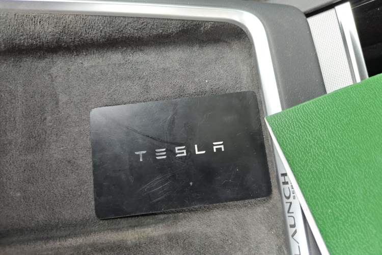 Used Tesla Model Y 2025 Long-Range All-Wheel Drive First Edition