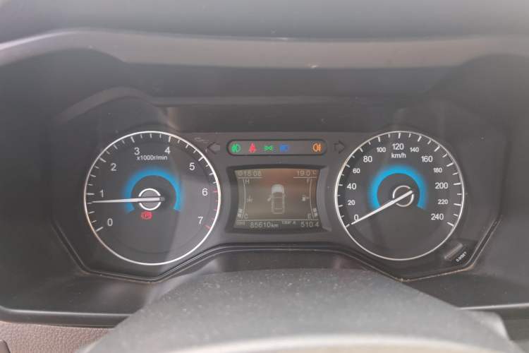 Used Dongfeng Fengon 580 2016 1.5T Manual Luxury Edition Instrument Cluster