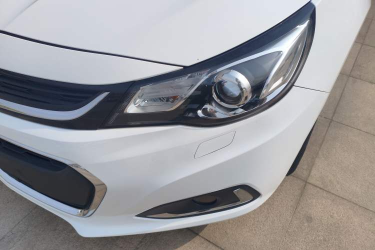 Used Chevrolet Malibu 2017 1.5T Automatic Luxury Edition Left Front Headlight