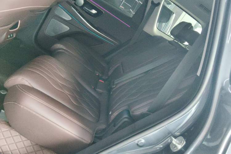 Used EXEED Lanyue 2023 400T Four-Wheel Drive Star Prestige 7-Seater Left Rear Seat