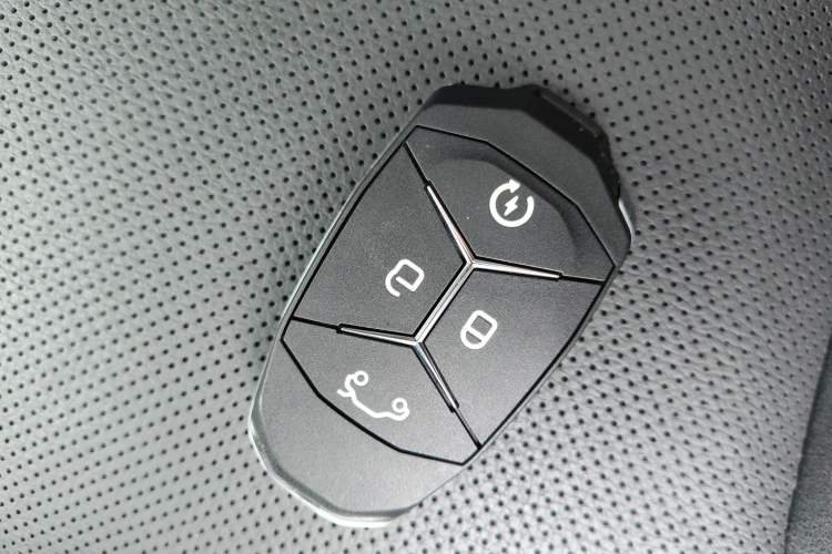 Used Lynk & Co 02 2018 1.5T DCT Two-Wheel Drive Sporty Version China V Standard
