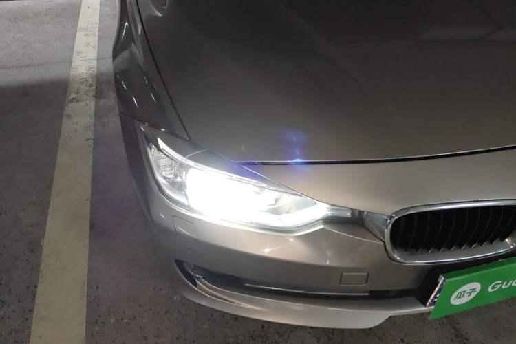 Used BMW 3 Series 2015 320Li Luxury Edition Fashion Model
