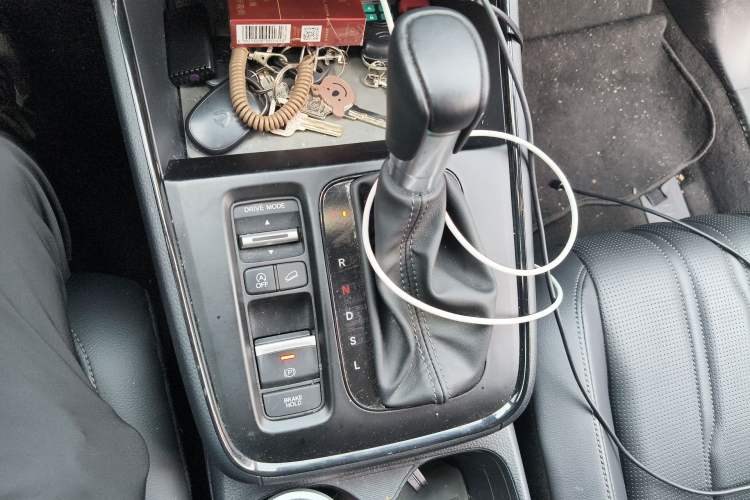 Used Honda Breeze 2023 240TURBO Two-Wheel-Drive Luxury Edition 5 Seats Gear Lever