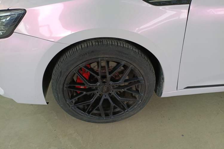 Used MG 6 2020 1.5T Automatic Trophy Luxury Edition Left Front Wheel Hub