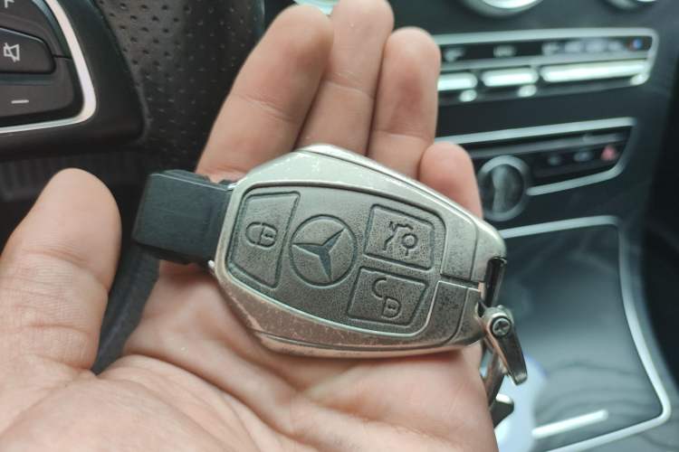 Used Mercedes-Benz C-Class 2018 C 180 station wagon Vehicle Key