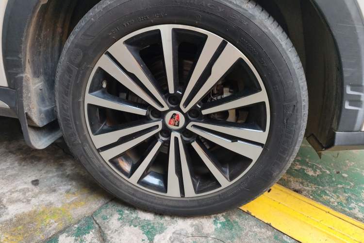 Used Roewe RX5 New Energy 2018 eRX5 50T Hybrid Luxury Edition Right Front Wheel Hub