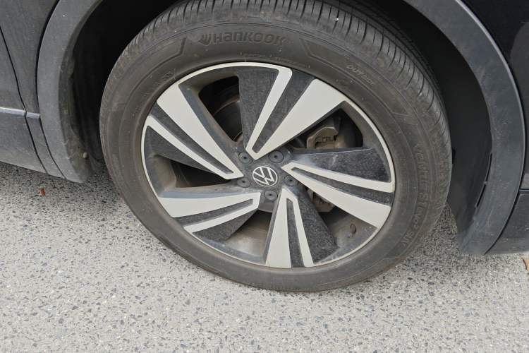 Used Volkswagen Tiguan X 2021 330TSI Two-Wheel-Drive Flagship Edition Right Front Wheel Hub