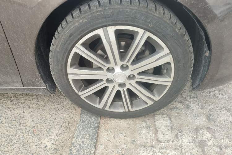 Used Peugeot 408 2014 1.8L Automatic Luxury Edition