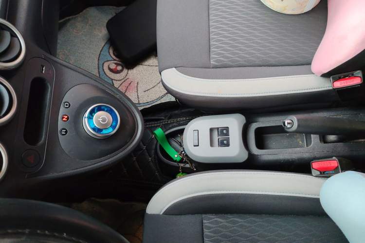 Used ORA Black Cat 2021 301 km Basic Version
