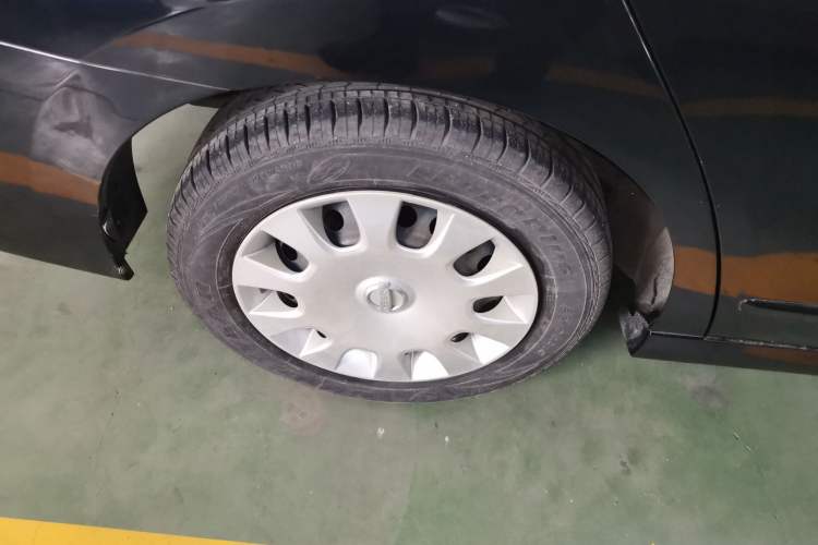 Used Nissan Sylphy 2012 Classic 1.6XE Automatic Comfort Edition Right Rear Wheel Hub