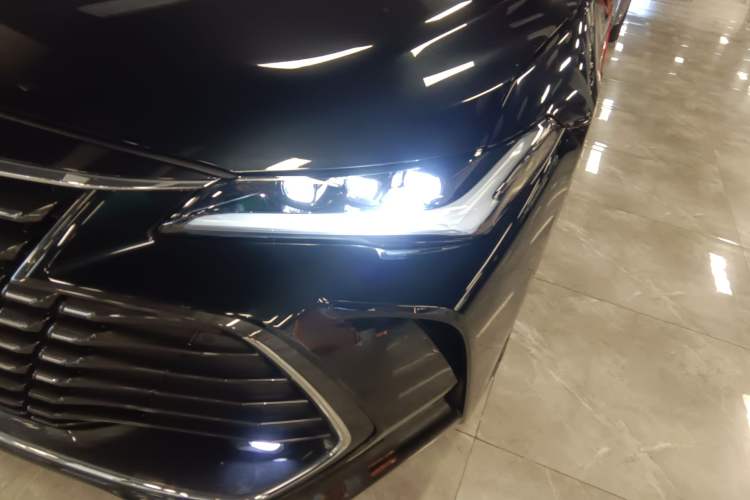 Used Toyota Avalon 2023 2.0L Luxury Edition