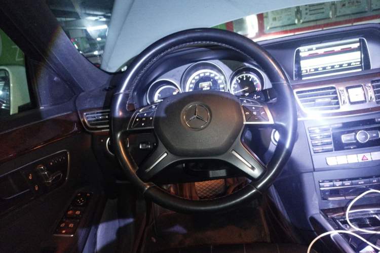 Used Mercedes-Benz E-Class 2015 E 200 L