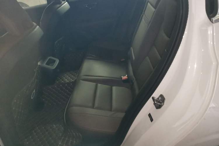 Used Volvo S60 2021 T4 Zhiyi Luxury Edition Left Rear Seat