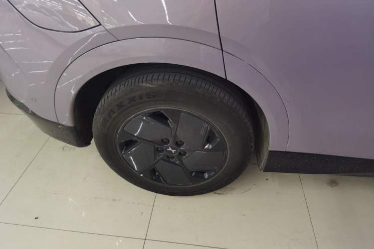 Used XPeng G6 2025 625 Long-Range Max Flagship Edition Exterior 5