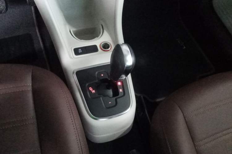 Used Volkswagen up! 2015 1.0L move up!