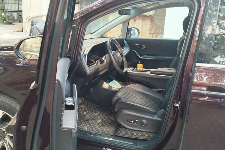 Used SAIC MAXUS G90 2022 2.0T Interstellar Seven-Seater