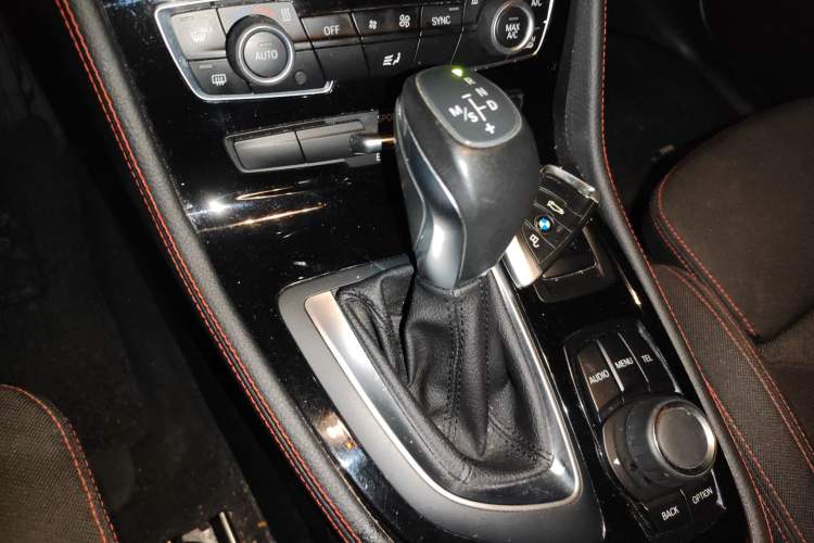 Used BMW 2 Series Gran Tourer 2015 218i Sports Design Package Gear Lever