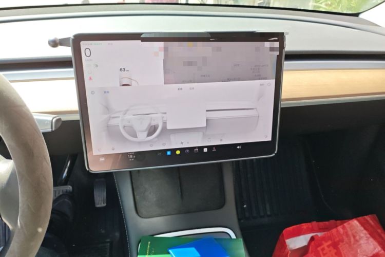 Used Tesla Model Y 2021 Standard Range Rear-Wheel Drive Version Audio And AC Panel