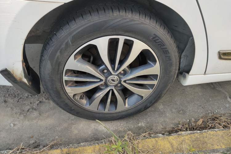 Used Dongfeng Aeolus A60 2016 1.6L DCT Luxury Edition