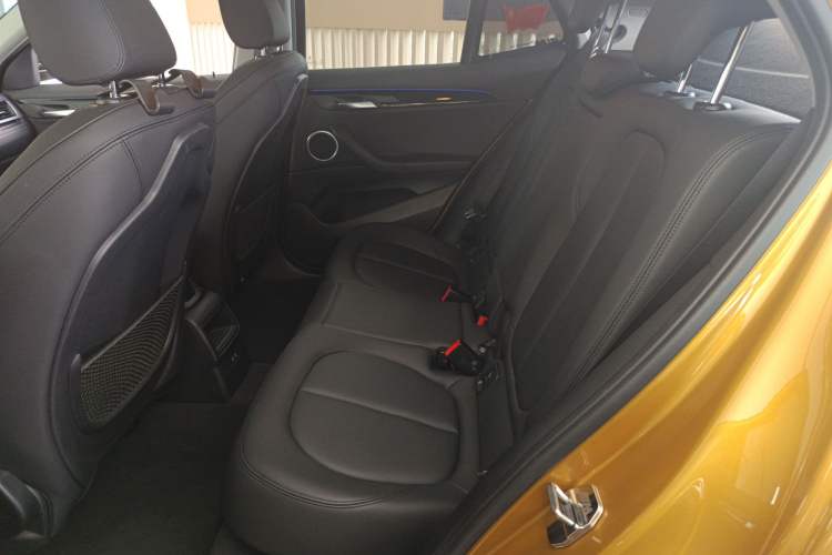 Used BMW X2 2019 sDrive20i M Sport Package China VI Emission Standard Left Rear Seat