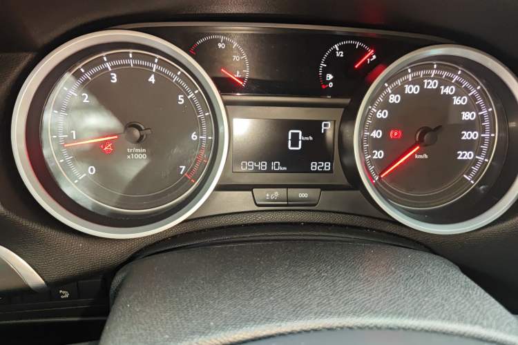 Used Peugeot 408 2014 1.8L Automatic Luxury Edition
