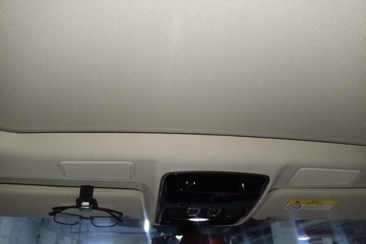 Used Land Rover Range Rover Sport 2022 3.0 L6 YAO Black Edition
