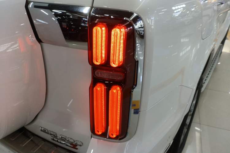 Used Tank 500 New Energy 2025 Hi4-Z Right Rear Taillight