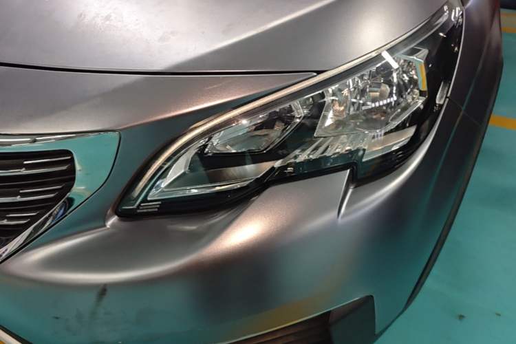 Used Peugeot 5008 2017 380THP 7-Seater Elite Edition Left Front Headlight