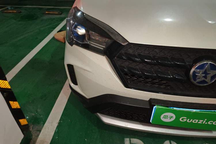 Used Venucia T60 2020 1.6L CVT Smart Drive Version China V Standard
