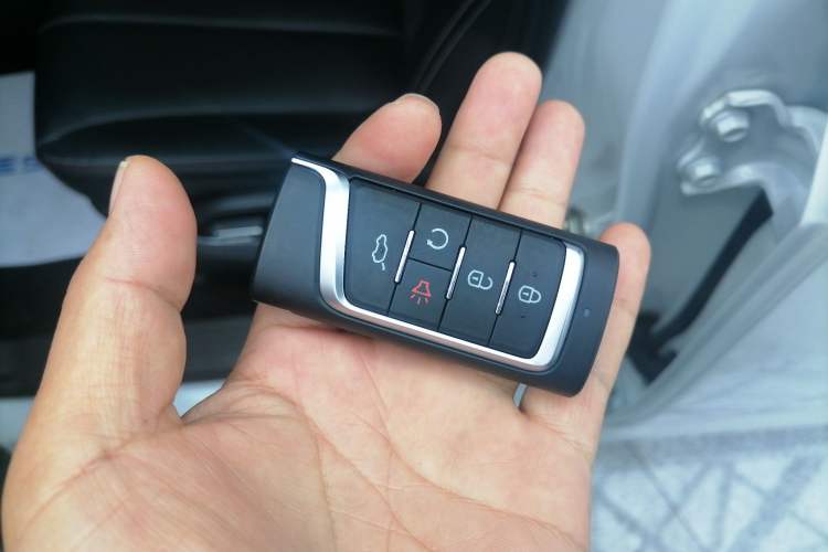 Used GAC Trumpchi M6 2023 PRO 270T DCT Luxury Edition
