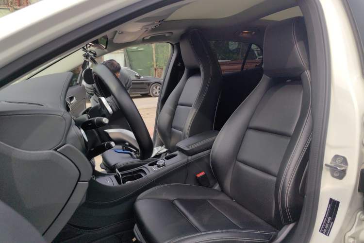 Used Mercedes-Benz GLA 2019 GLA 200 Fashion Model Left Front Seat