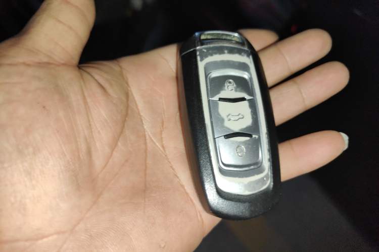 Used Geely Auto Emgrand 2014 Sedan 1.5L Manual Elite Model